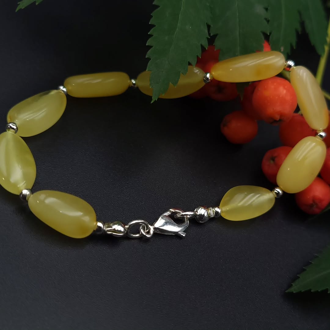Tetibel Authentic Baltic Amber Bracelet with 925 Sterling Silver Clasp