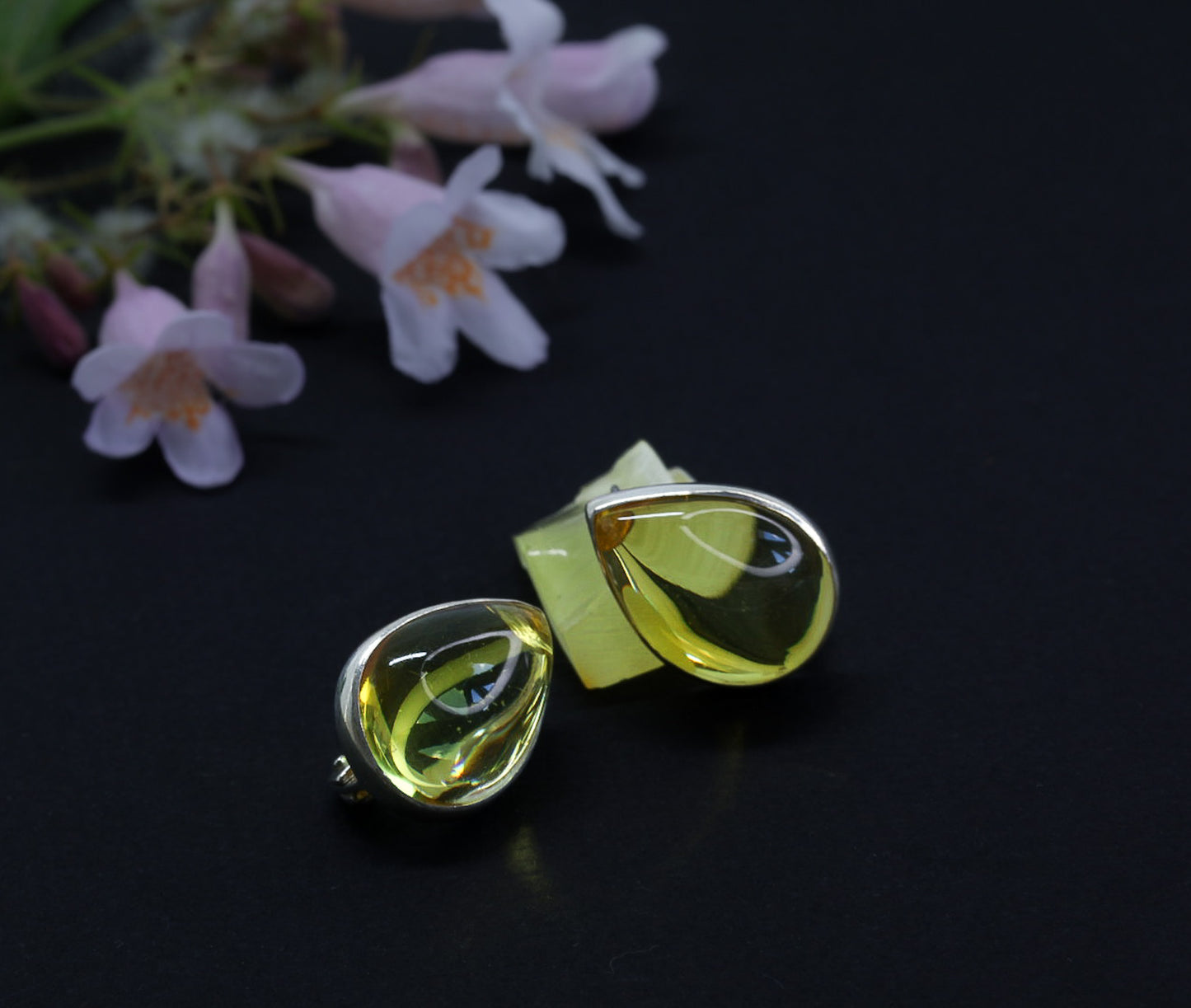 Translucent Amber Earrings 925 Silver - Elegant Drop Earrings with Lever Back Clasp