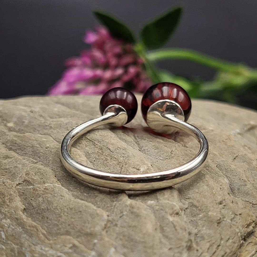 Amber Ring with 2 Beads - Cherry Amber & 925 Sterling Silver | Tetibel