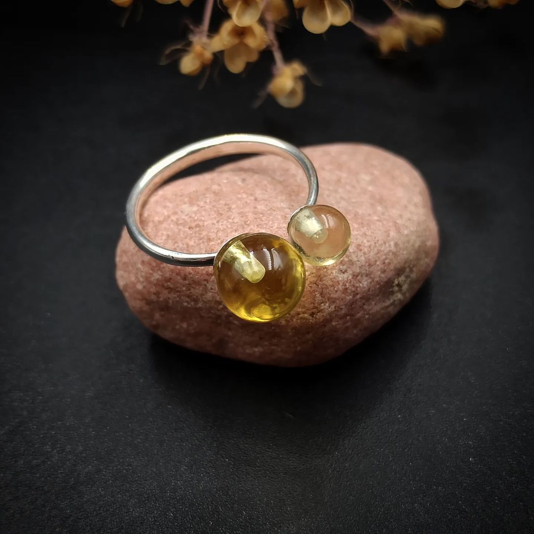 Amber Silver 2 Beads Ring