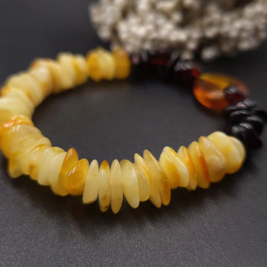 Amber Chips Oval Bracelet
