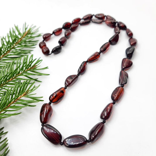 Amber Necklace Oval Reddish Brown