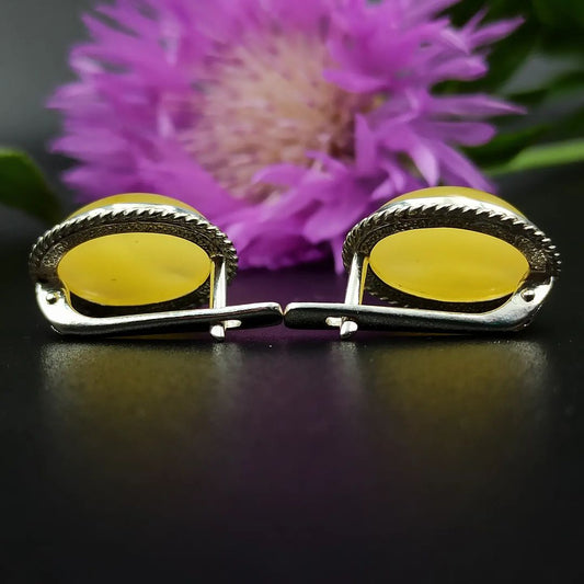 Vintage Amber Silver Earrings in Light Silver