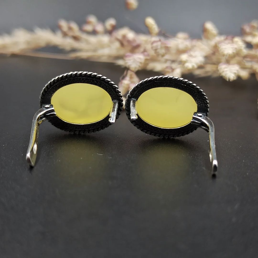 Vintage Amber Silver Earrings in Dark Silver