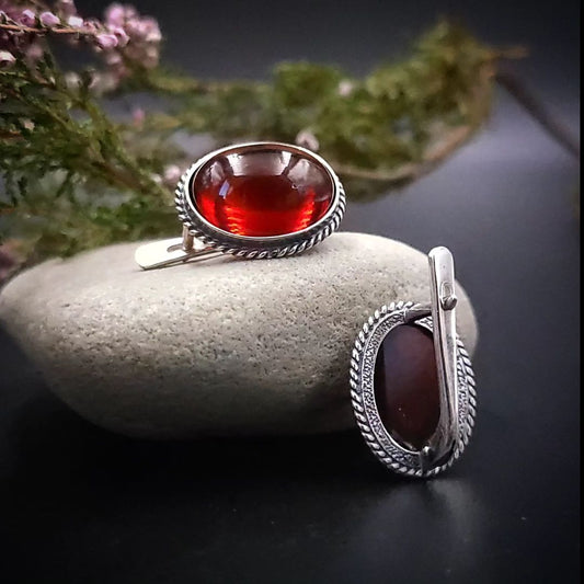 Vintage Amber Silver Earrings in Dark Silver