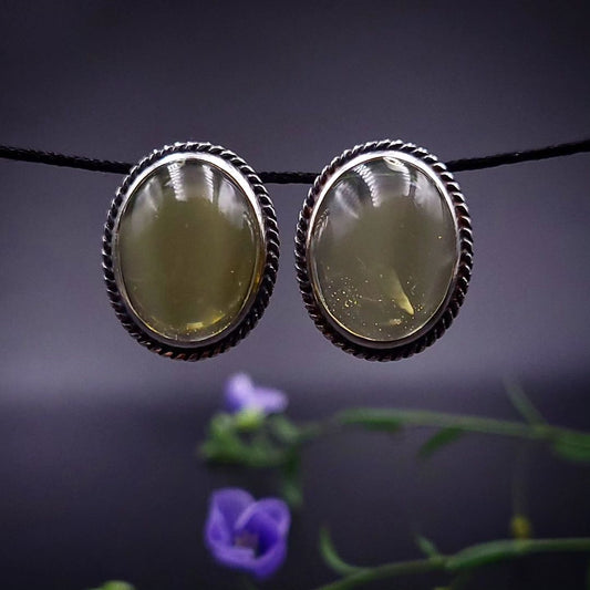Vintage Amber Silver Earrings in Dark Silver