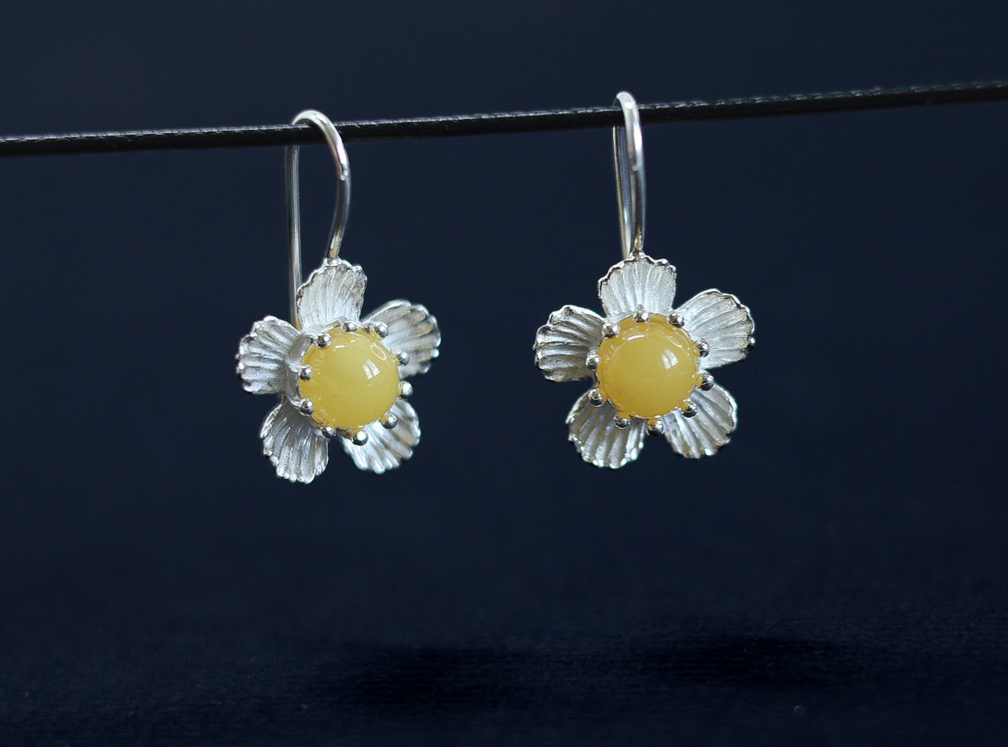 Amber Silver Earrings Floral Design in Light Silver