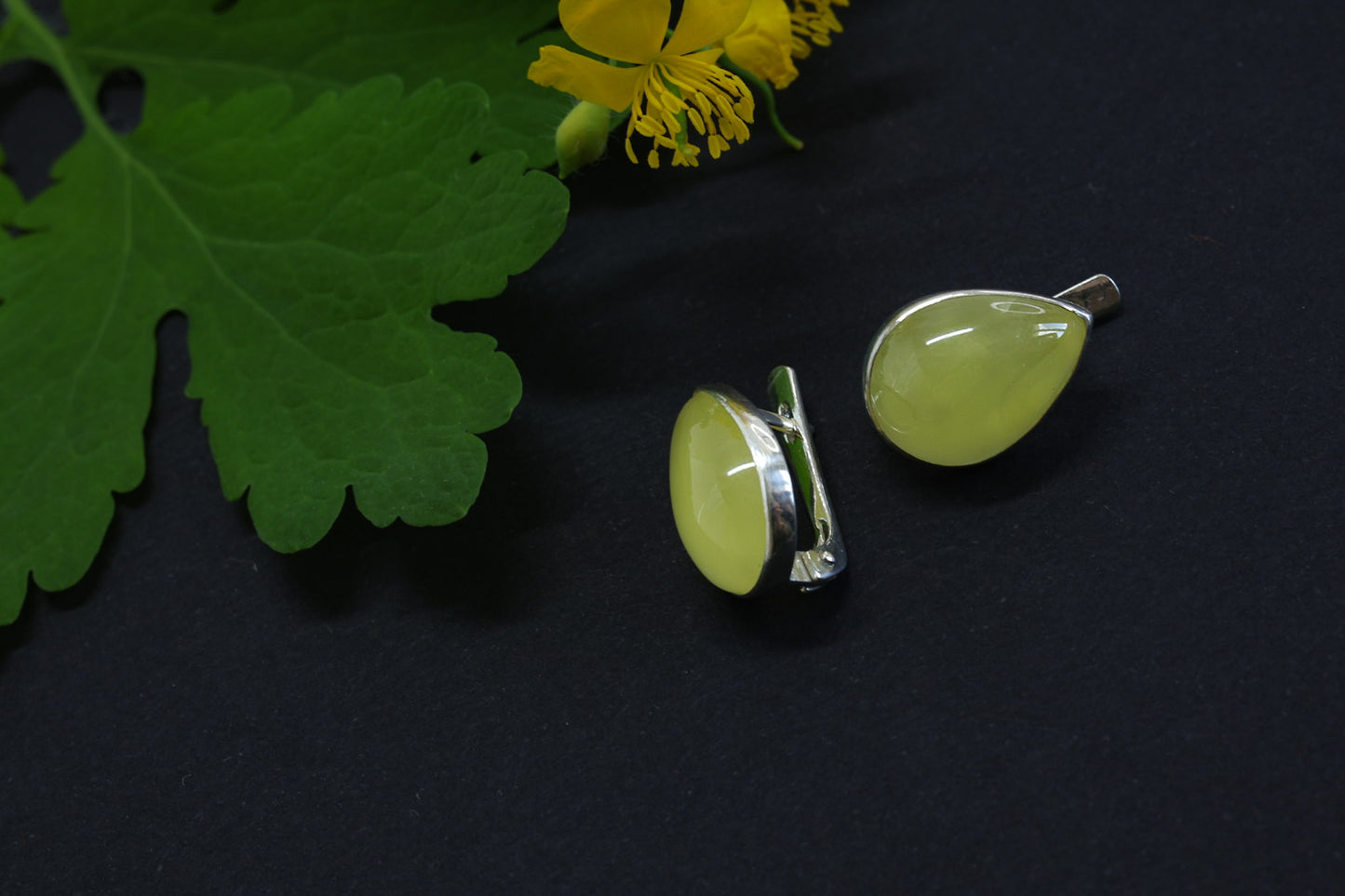 Amber Silver Teardrop Earrings