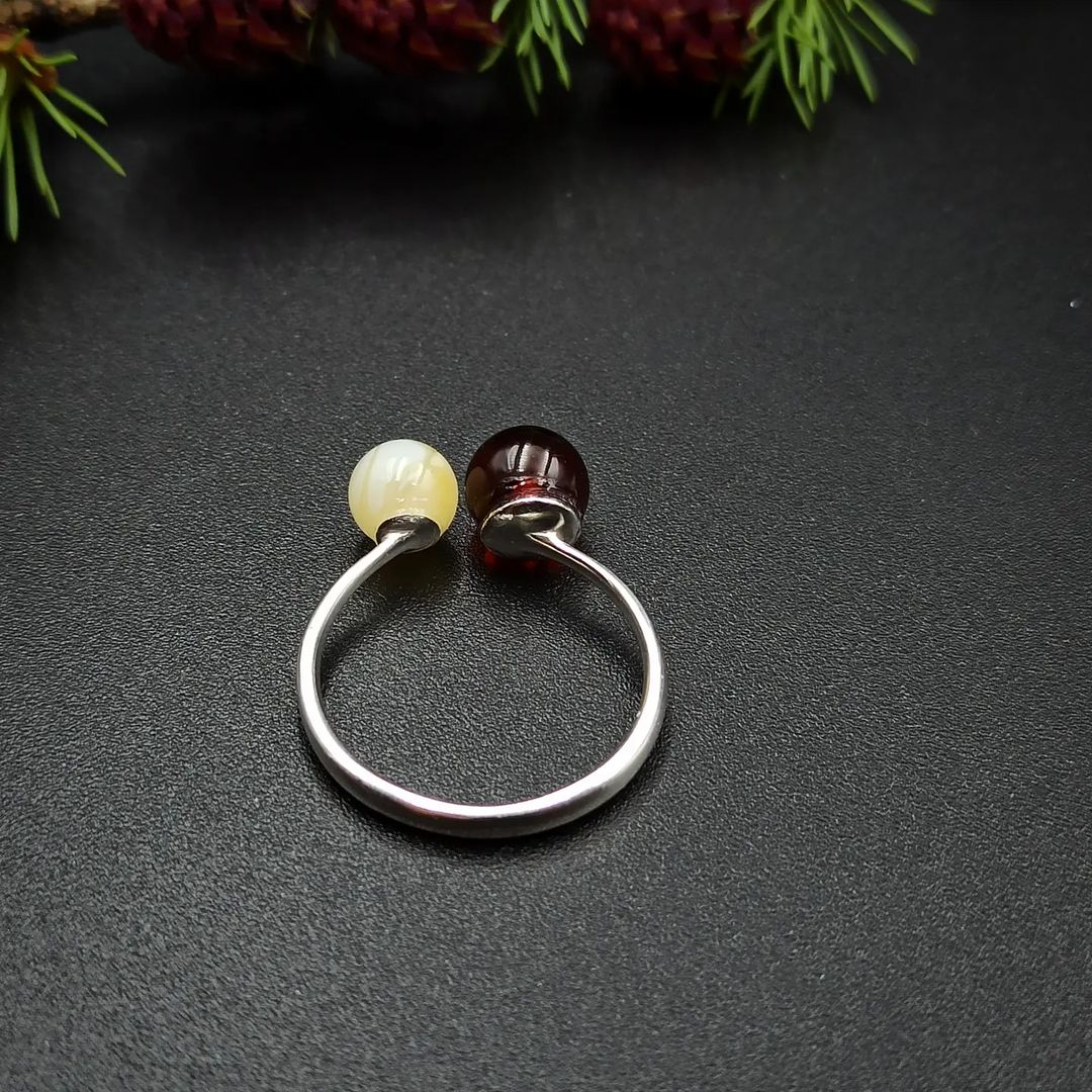 Amber Silver 2 Beads Ring